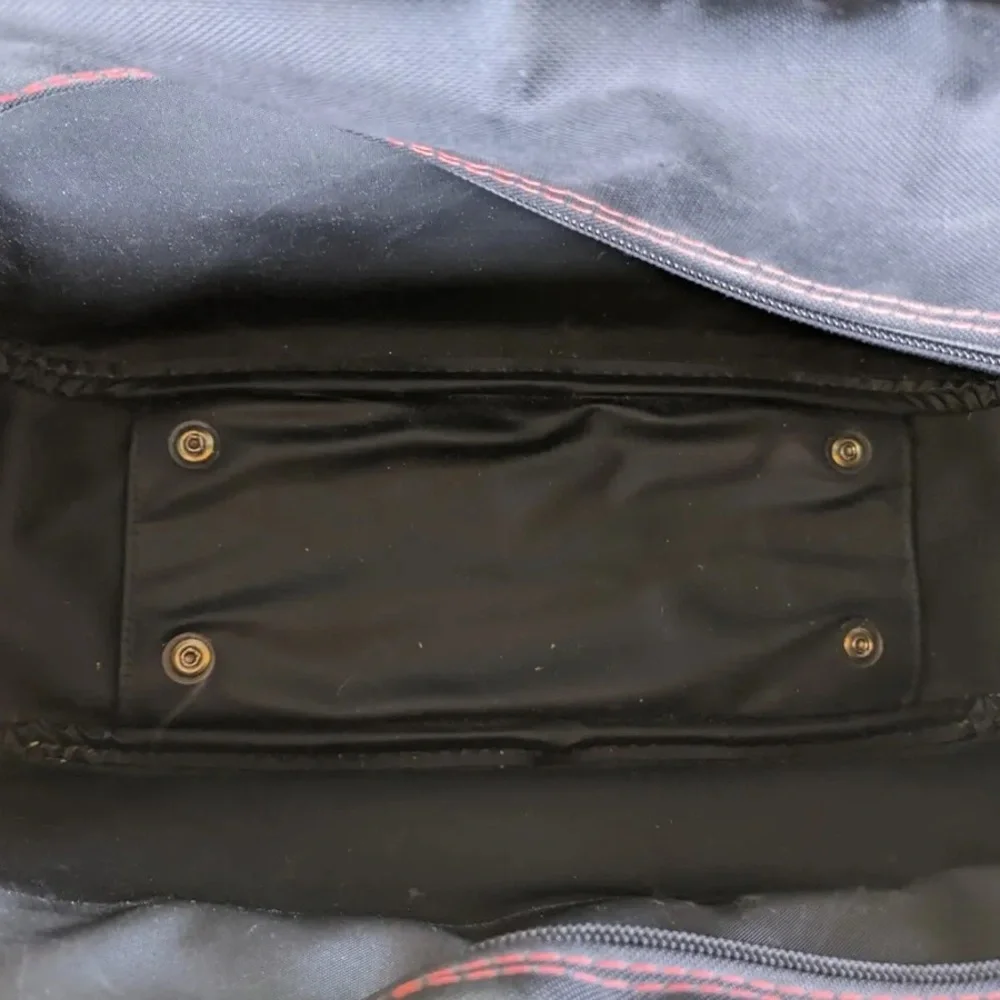 Vtg SAMSONITE Easy Going Messenger Shoulder Bag Black w/ Red Stripe